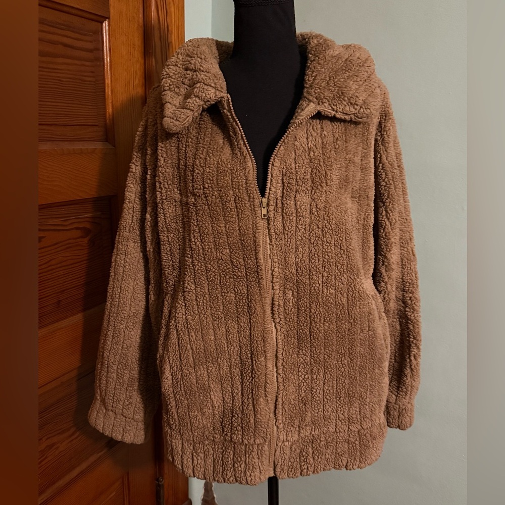 Vipwest Fleece Jacket ~ size XL